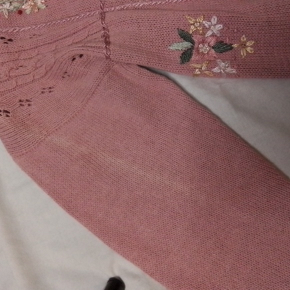 Vintage Sarah Morgan Embroidered mauve Knit Sweater - Picture 11 of 16